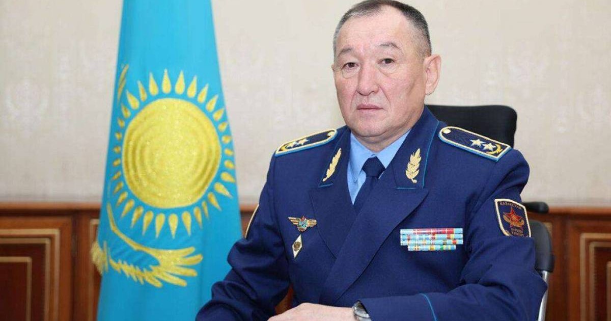 Дәурен Қосанов Қорғаныс министрі қызметінен босатылды