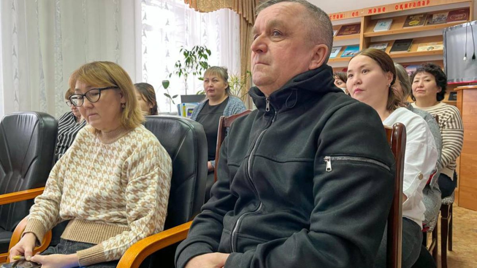 Үміткер Анатолий Бойчин Ақтоғай ауданына барды.