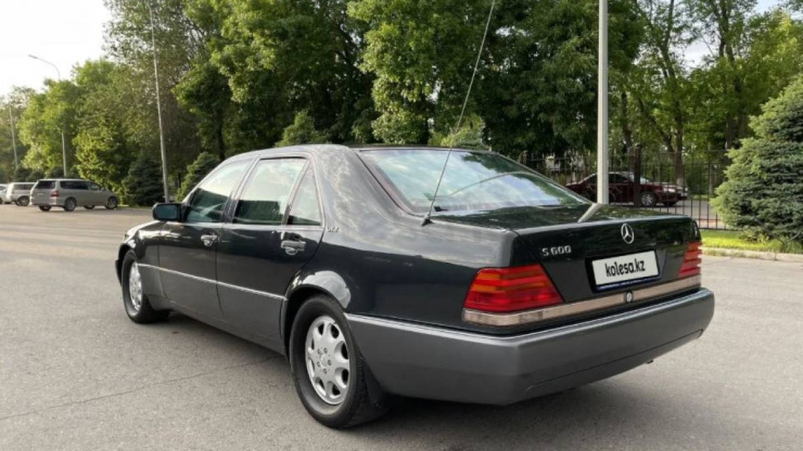 Назарбаевтың ескі көлігін кім сатып ала алады?.