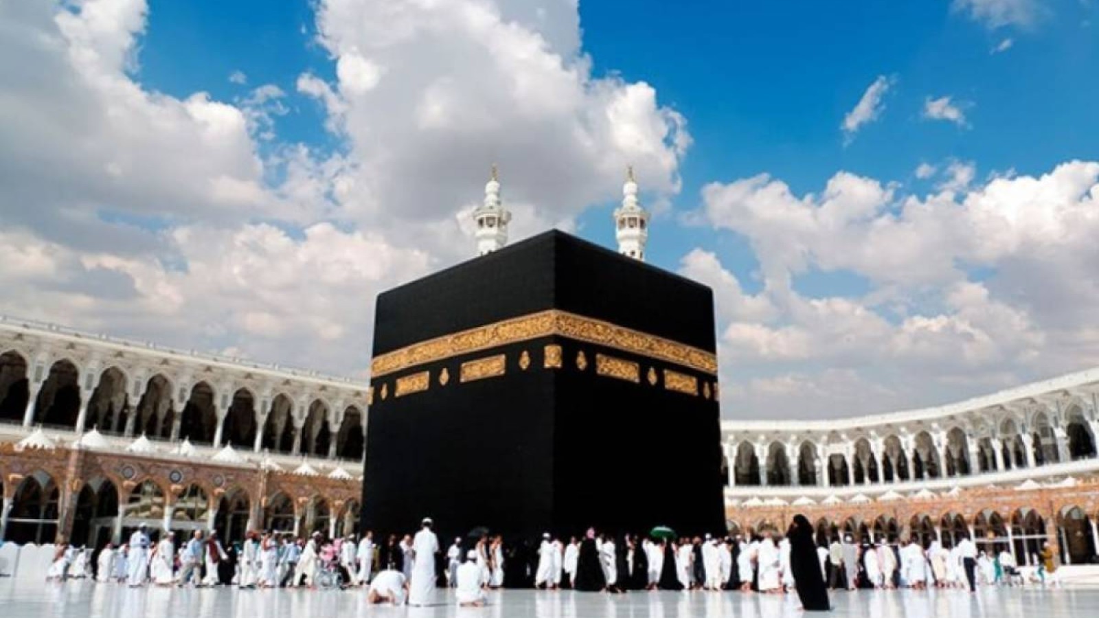 «Ақшаға бәрін жасауға болады»: Қазақстандықтар жалған вакцинамен Меккеге барып келді.