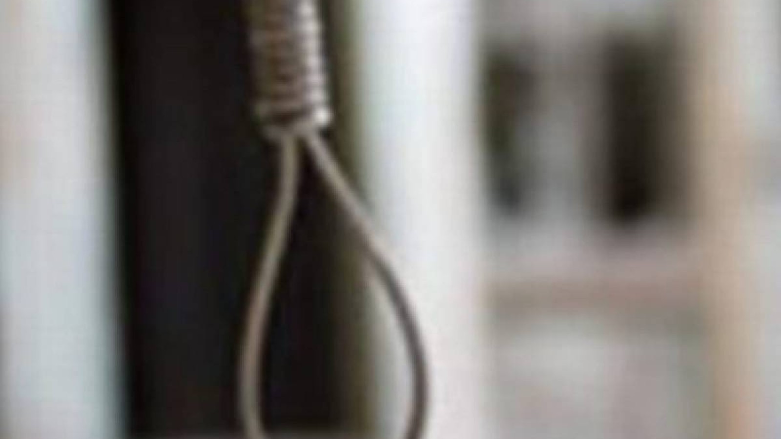 Университет ғимаратынан мәйіт шықты.