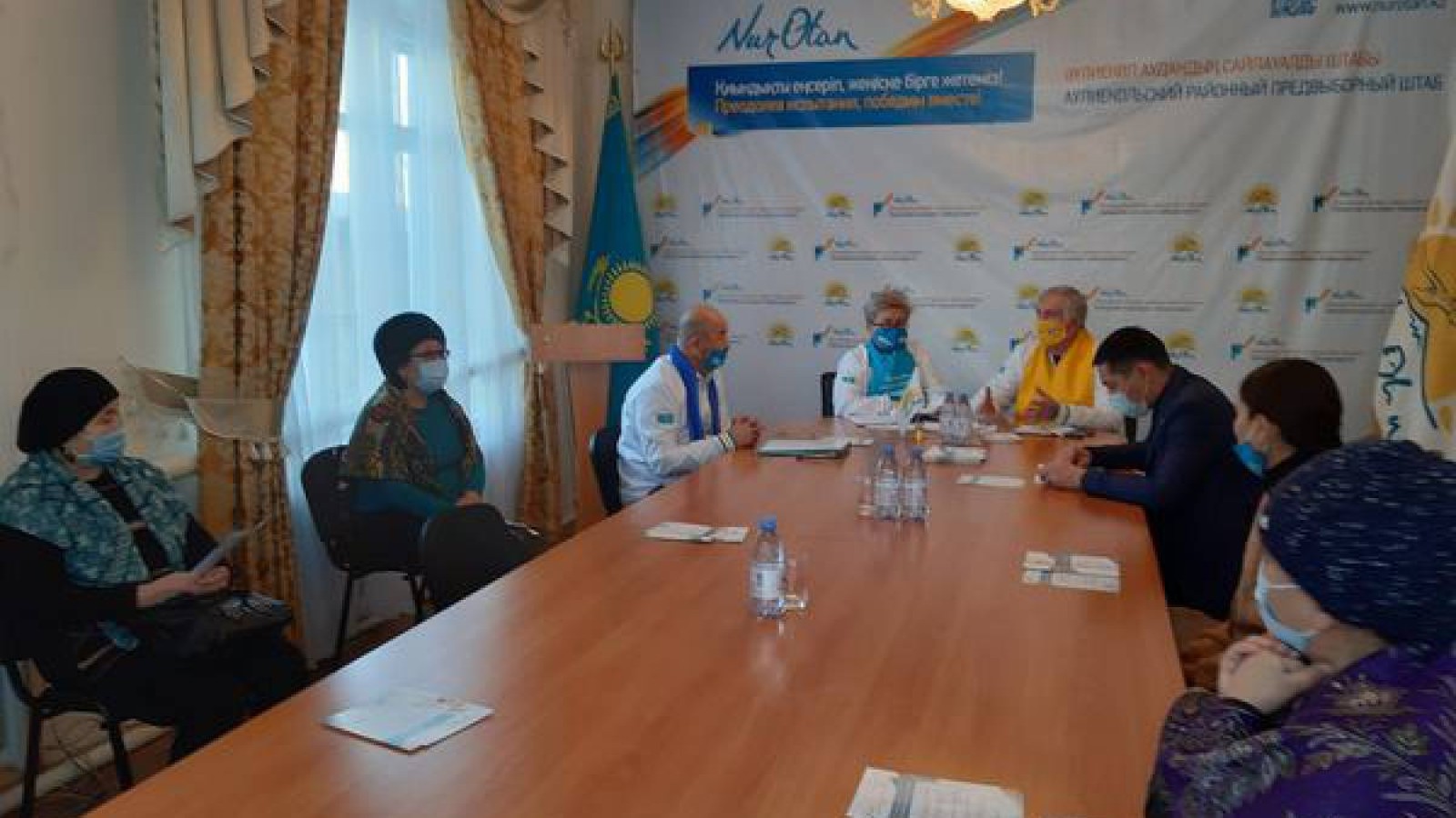 Медицина саласының түйіткілді мәселелері көтерілді.