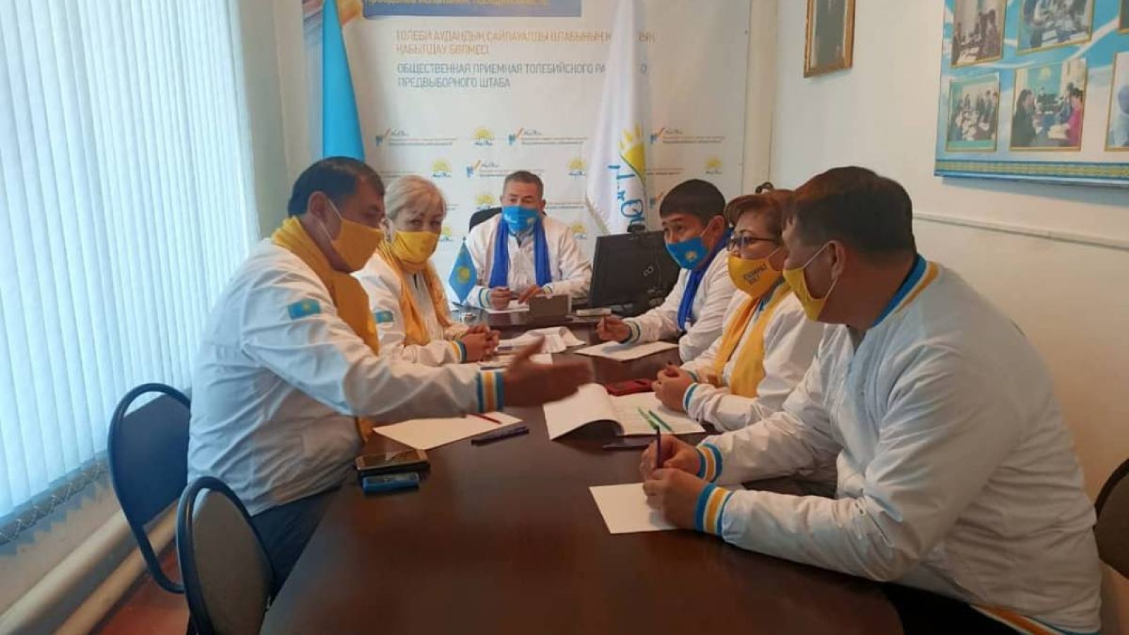 Аудандық мәслихатқа кандидаттардың қатысуымен өңірдің мәселелері талқыланды.