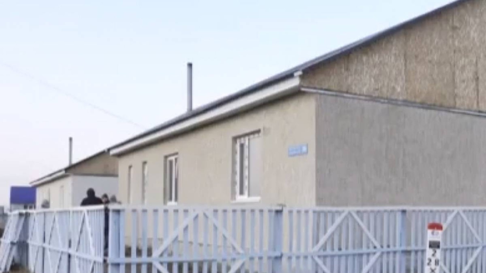 Министр солтүстікке қоныс аударғандардың үйлерінің сапасынан шошыды.