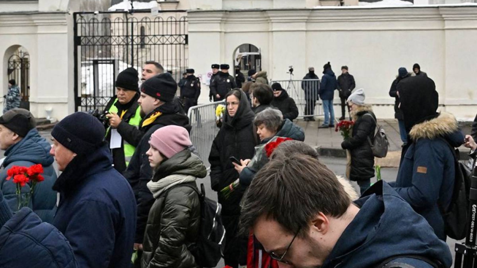 Мәскеуде бүгін саясаткер Алексей Навальныйды жерлеу рәсімі өтеді.