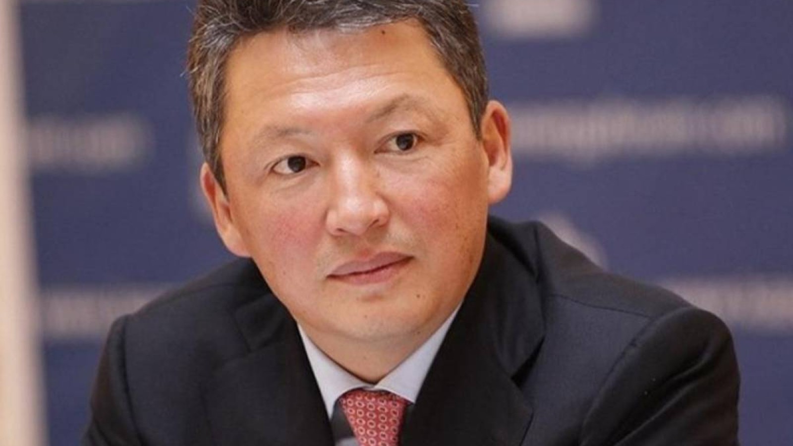 ҚазҰУ жерін алған компаниялар артында Құлыбаев тұр.