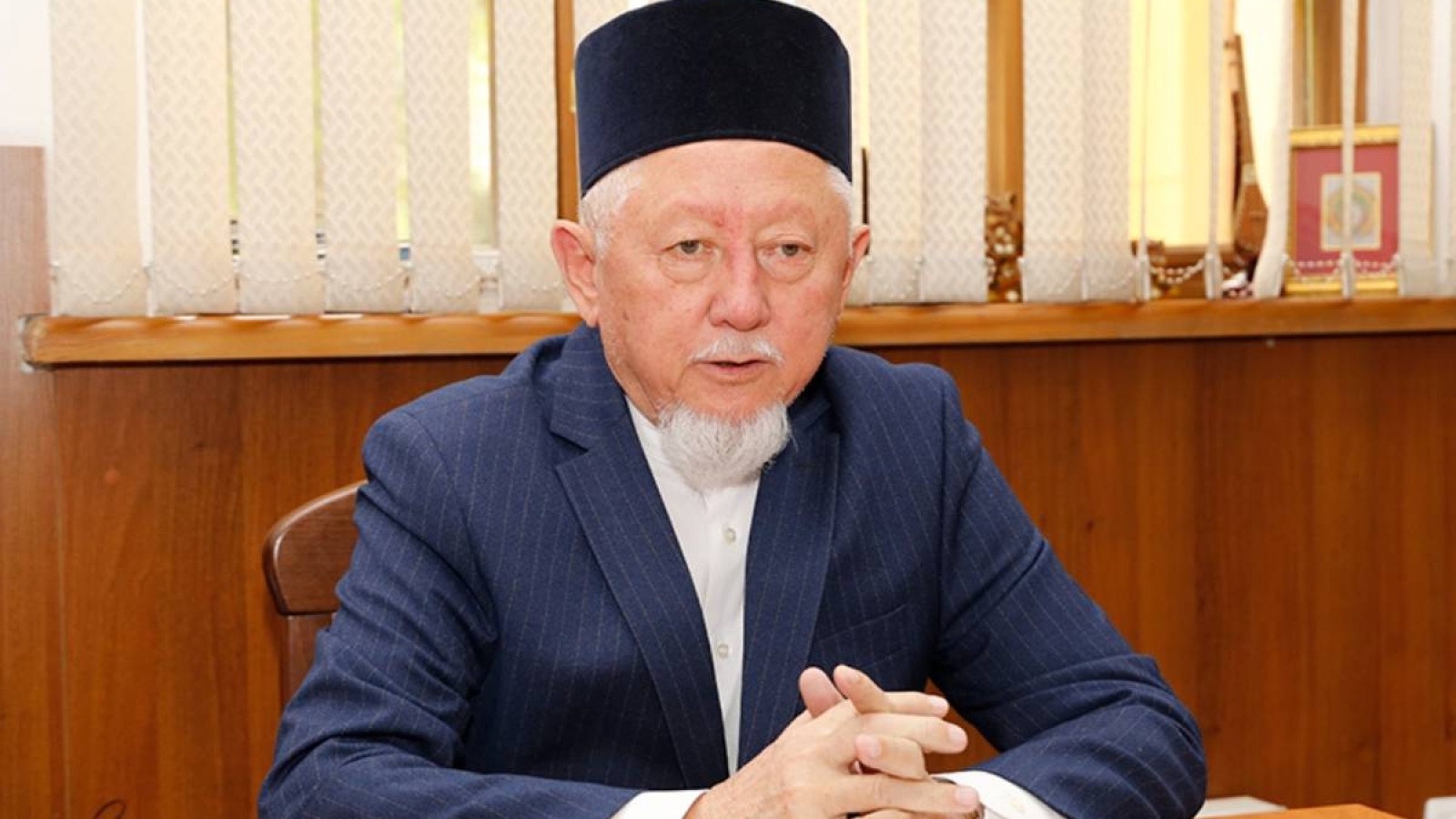 Дінтанушы Әбсаттар қажы Дербісәлі өмірден озды.