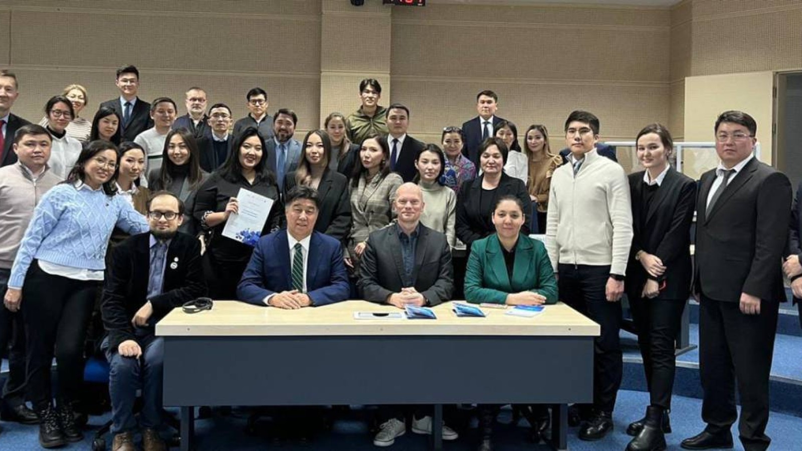 Мемлекеттік органдар үшін басым мәселе: ашық деректермен неге жұмыс жасаймыз және оның пайдасы қандай?.