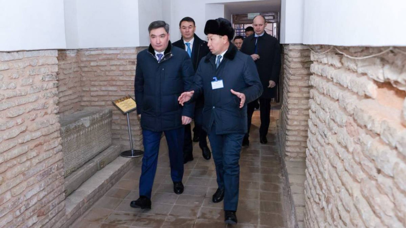 Олжас Бектенов Қожа Ахмет Ясауи кесенесінің тарихи келбетін сақтаудың маңыздылығын атап өтті.