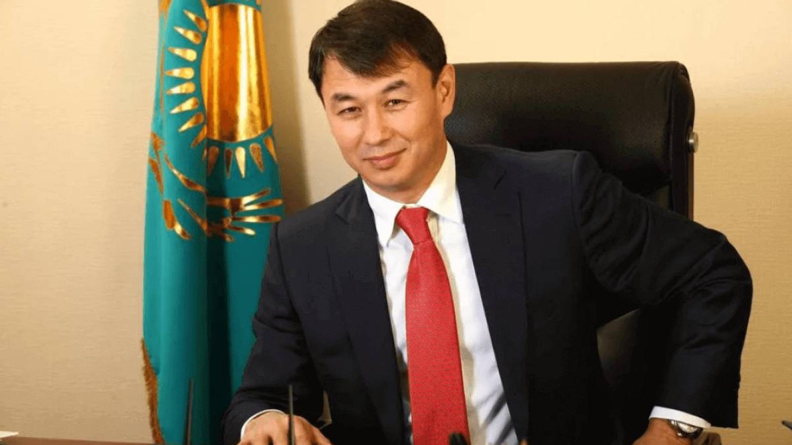 Дархан Сатыбалды: Түркістанды түлеткен – халық.