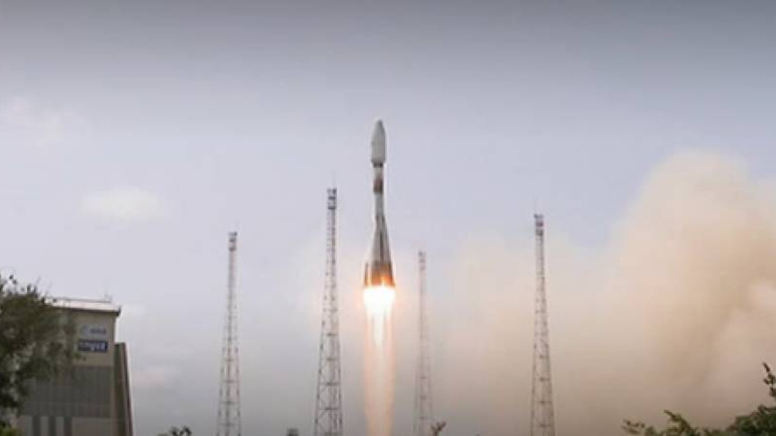 Бүкіл әлемді интернетпен қамтитын жер серігі ұшырылды (видео).