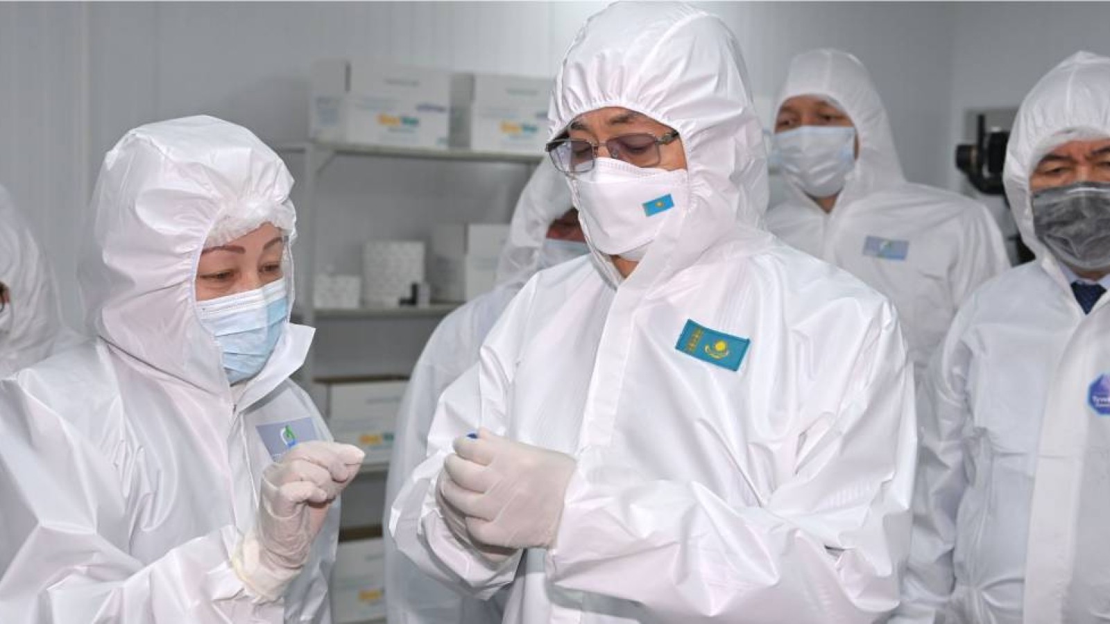 Қазақстан QazVac вакцинасын Ауғанстанға гуманитарлық көмек ретінде жібереді.