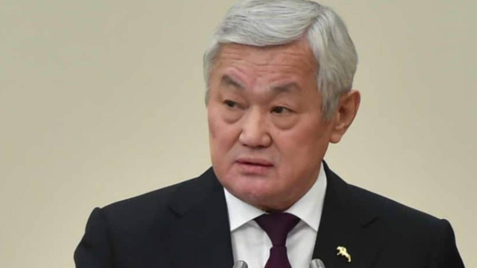 Сапарбаев желіні шулатқан тараздық шенеуніктерді ұялтты.