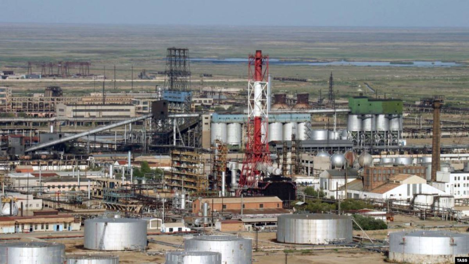 Атыраудың ауасын ластап отырған кімдер?.