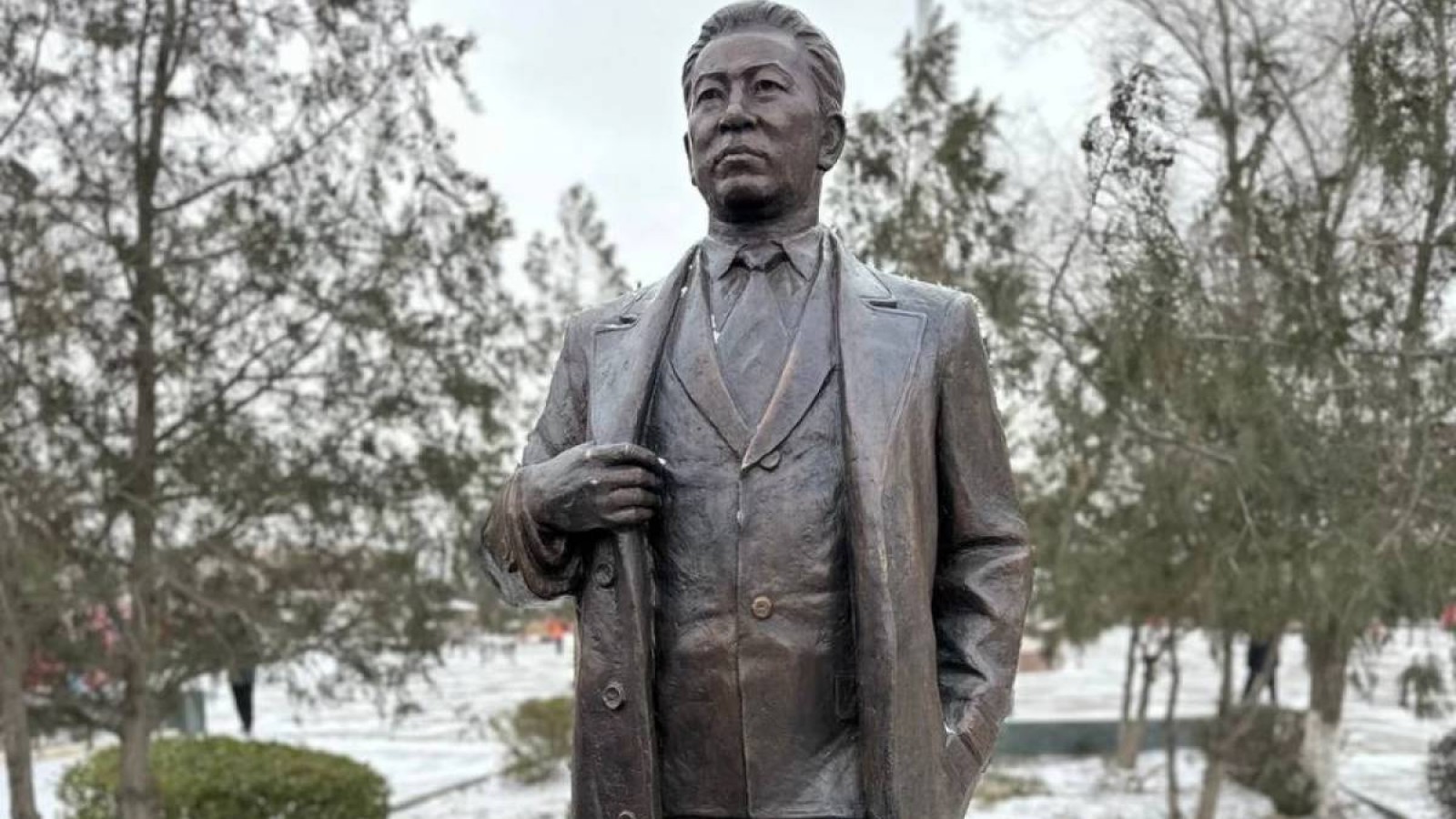 Жаңаөзенде даңқты мұнайшы Рахмет Өтесіновті еске алды.