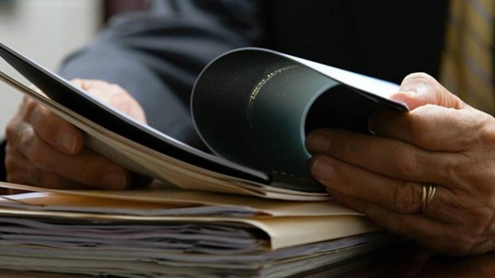 ШҚО-да қуғын-сүргіннің құрбандарының ісі табылды.