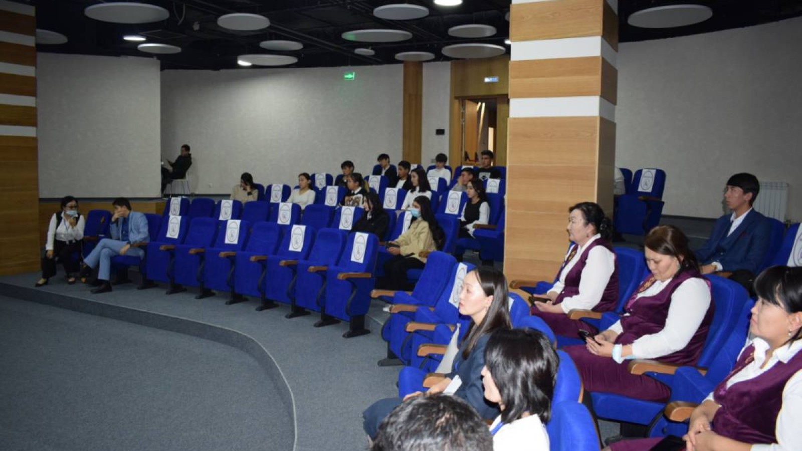 Арайлы Ақтөбеден киелі Түркістанға.