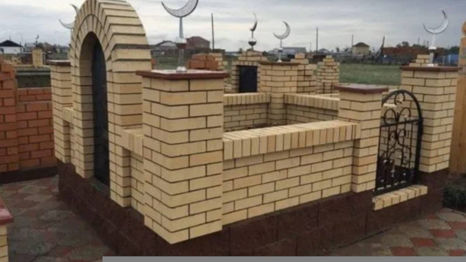 Алматылықтарға 10 күн бойы зират басына баруға рұқсат жоқ.