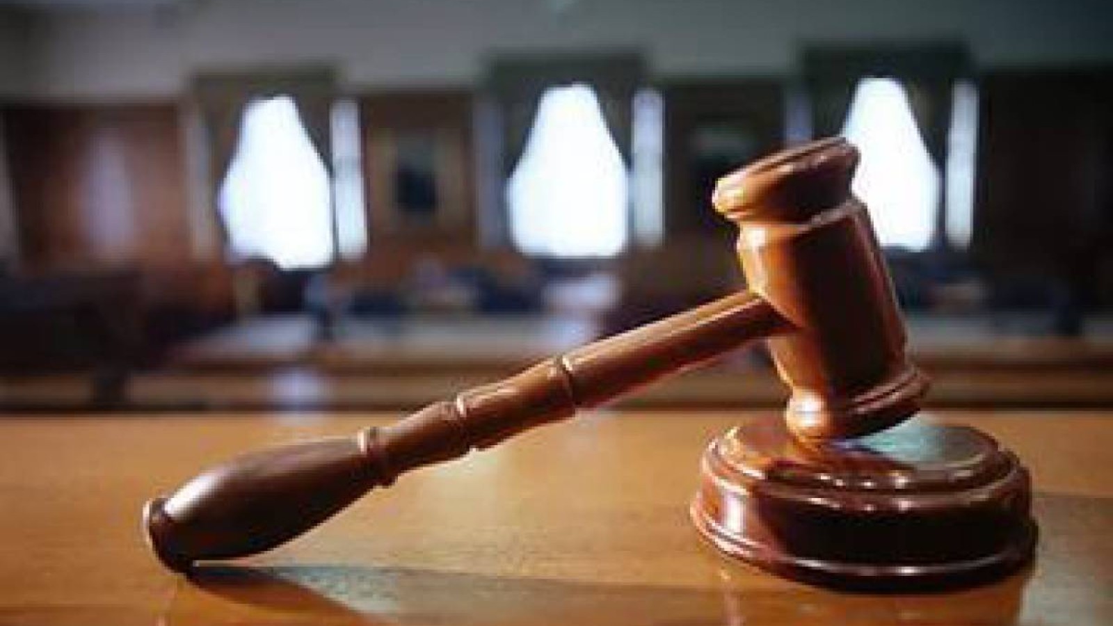 Ақтөбеде терроризм айыбы тағылған Тұрмановтың соты басталды.