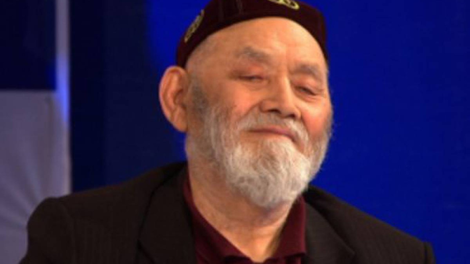 Қазақтың «Тақиялы періштесі» өмірден озды.