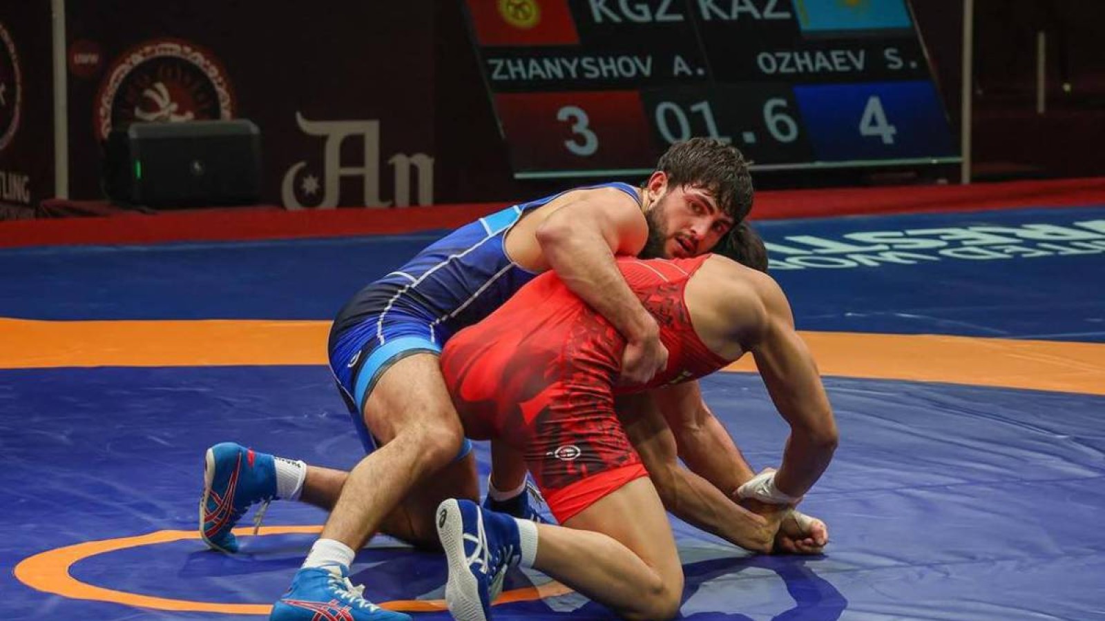 Грек-рим күресі: 3 палуанымыз Азия чемпионатының жартылай финалына шықты.