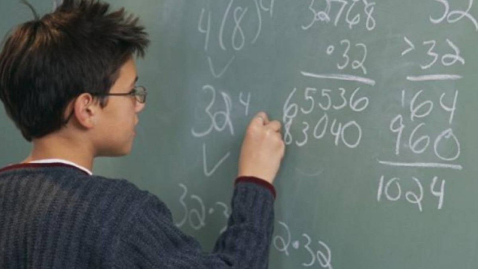 Қазақстанда оқу жылын ұзарту ұсынылды.