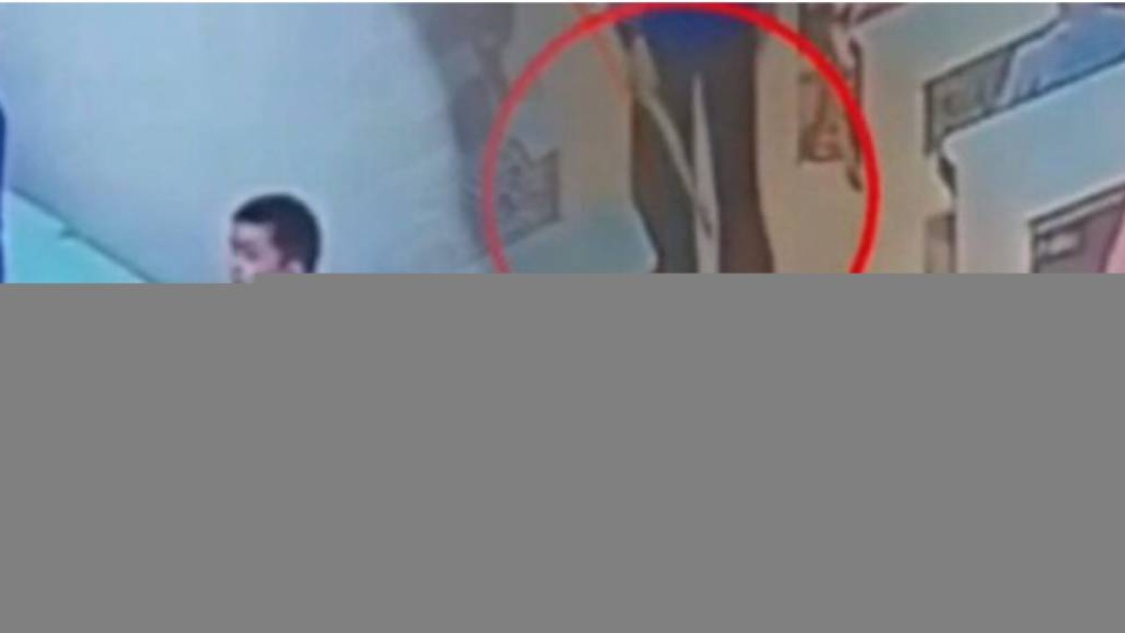 Балабақша бүлдіршінін оқтаумен ұрып, өзіне қол жұмсаған тәрбиешінің артында бес бала қалды.