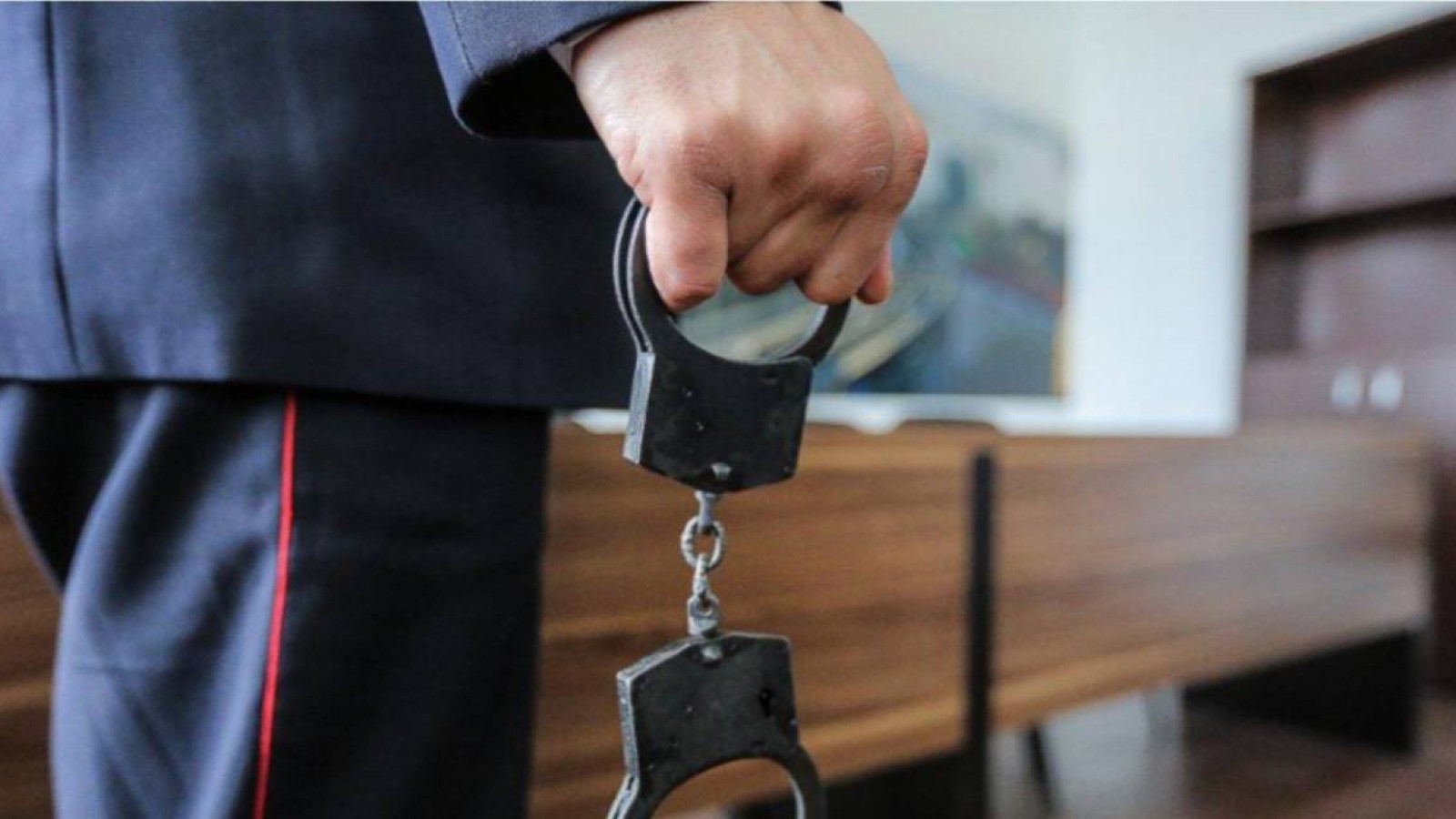 Ұлттық университеттің жер телімі талан-тараж болды.