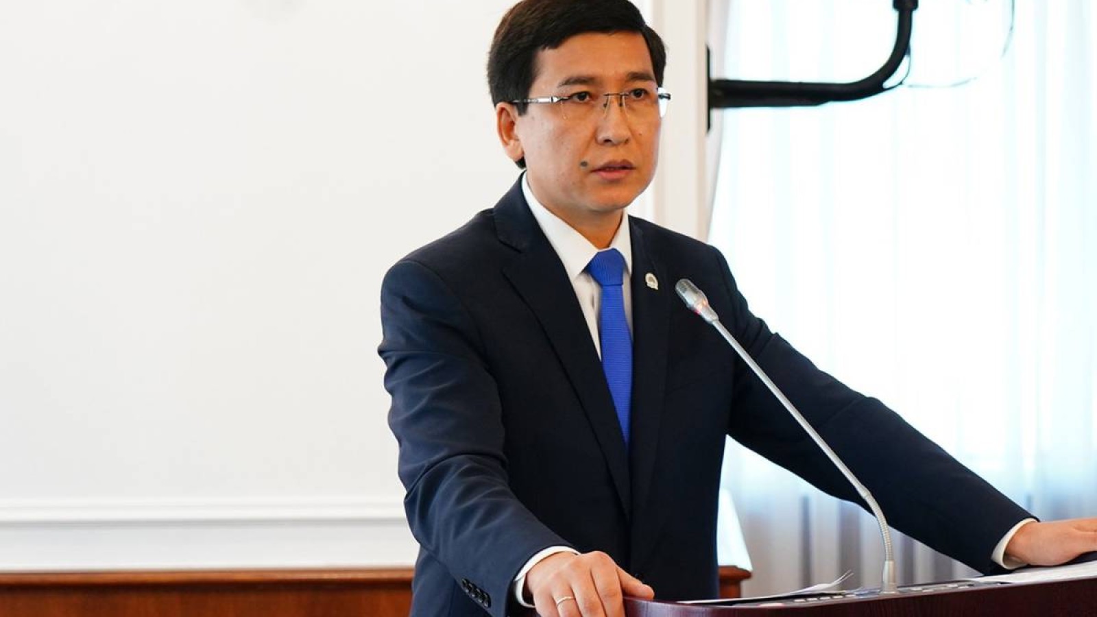 Аймағамбетов: Мектеп формасы міндетті емес.