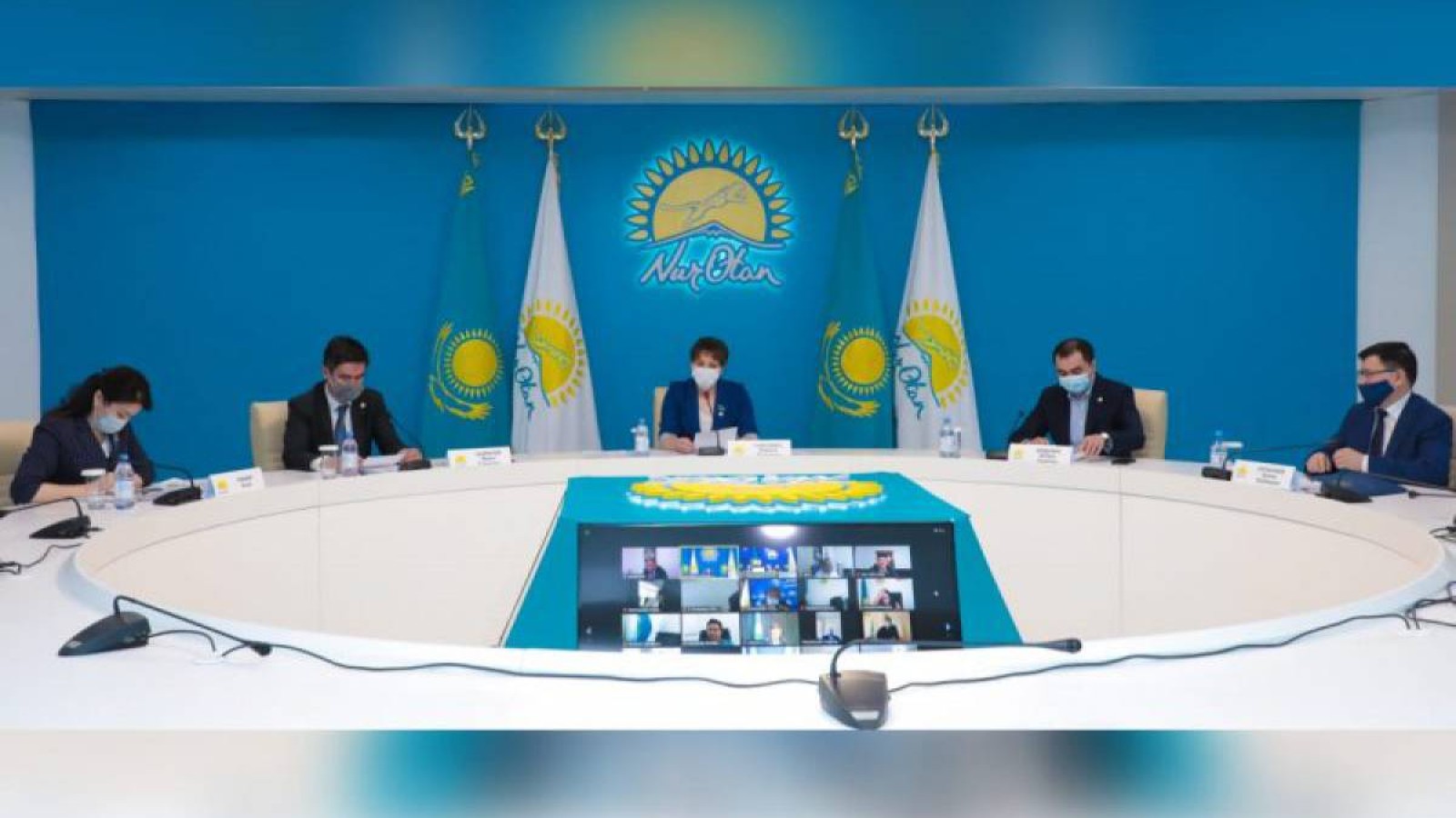 «Nur Otan» медициналық нысандар құрылысын бақылауға алады.