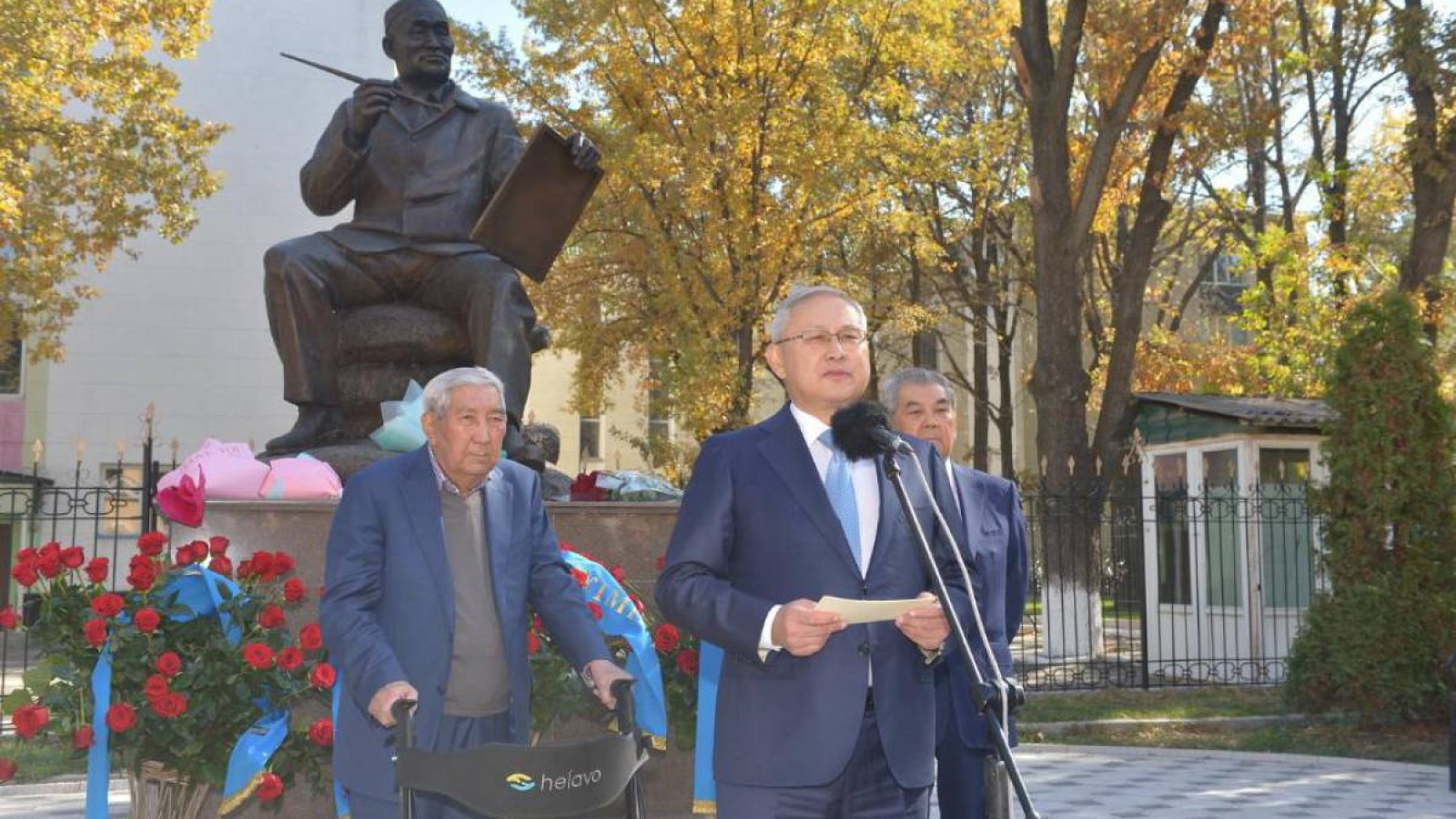 Жетісу облысында Әбілхан Қастеевтің ескерткіші ашылды.