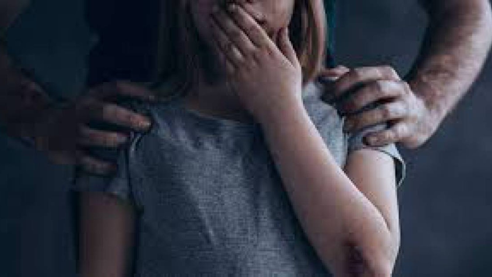 Атырауда әкесі егіз балаларын зорлады деген күдікке ілінді.