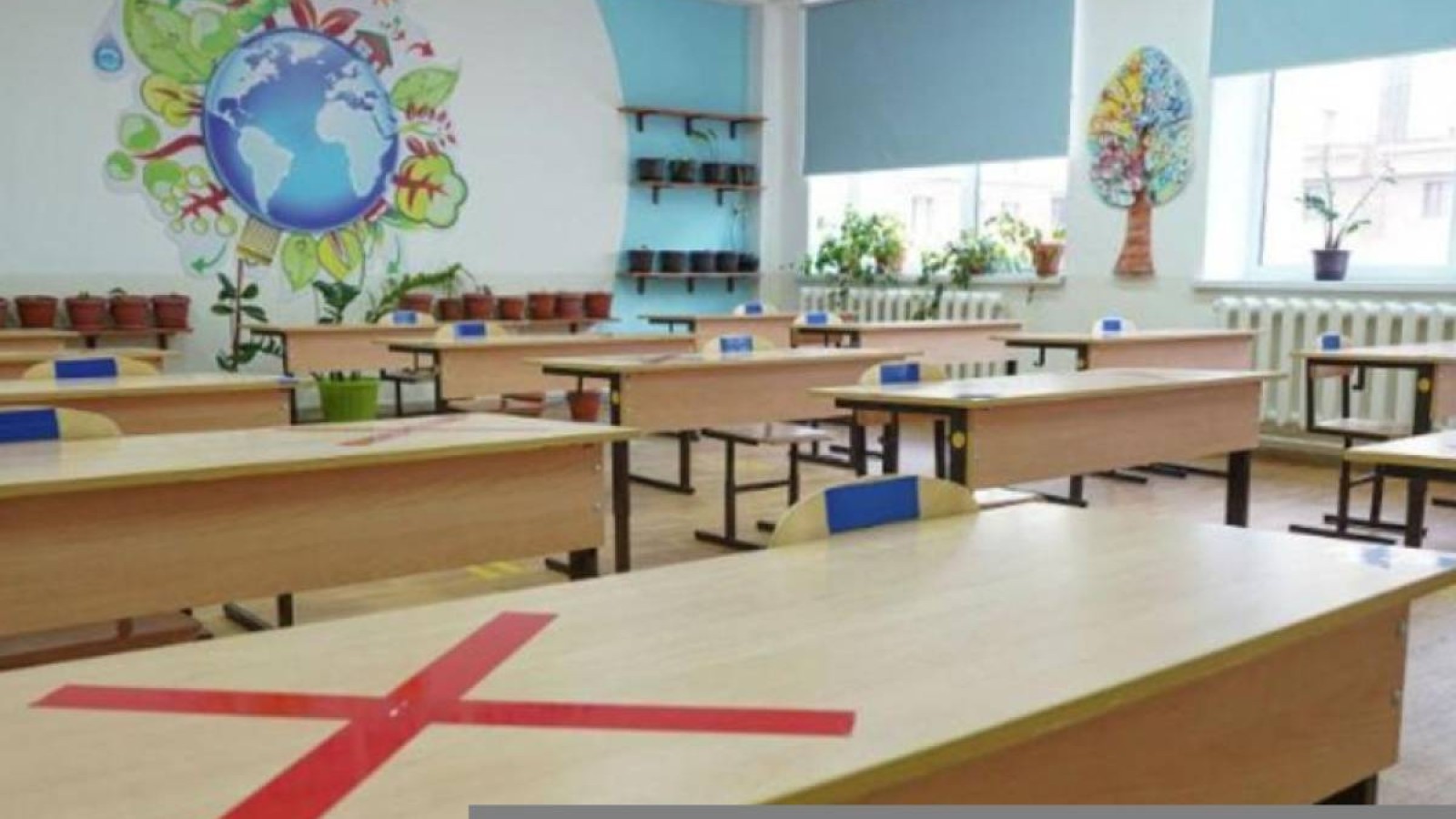 Аймағамбетов оқушылардың мектепке оралатын уақытын нақты айта алған жоқ.