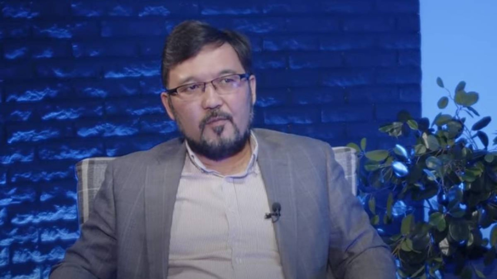 Ұларбек Нұрғалым неге Кемел Тоқаев туралы кітап жазғанын айтты.