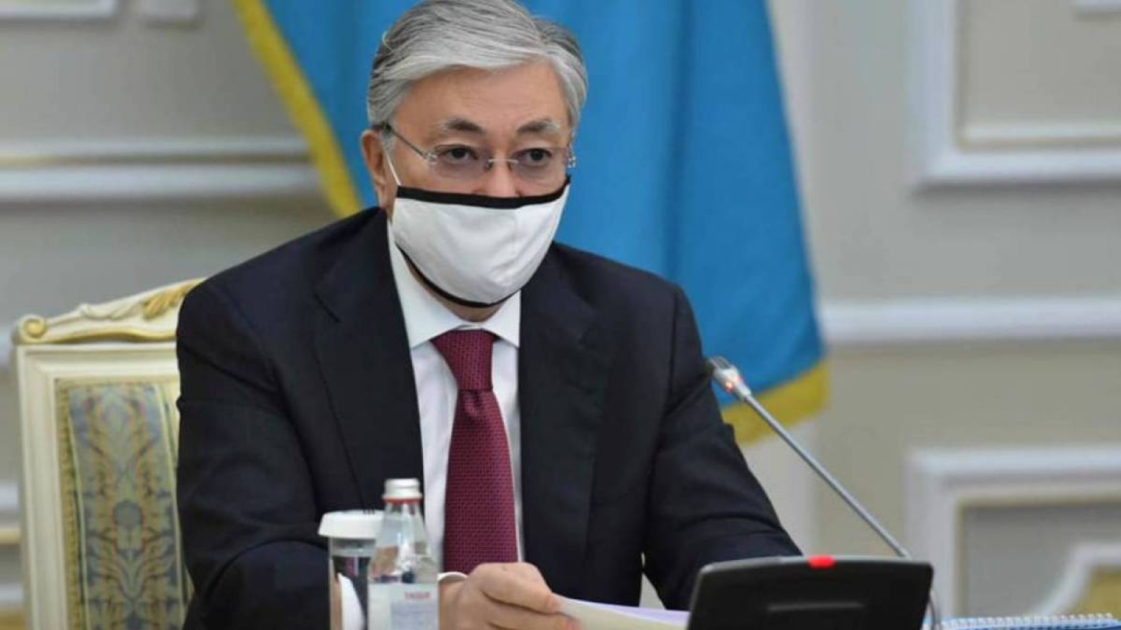 Тоқаев: «Вакцина егу керек, басқа жол жоқ».