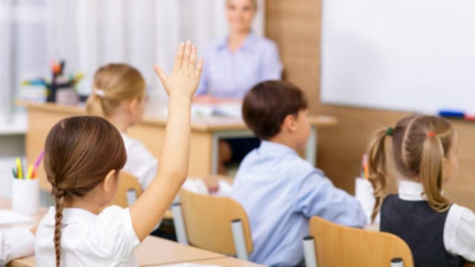 Қазақ әліпбиі 2022 жылы балабақшада, 2023 жылы 1 сынып оқушыларына үйретіле бастайды.