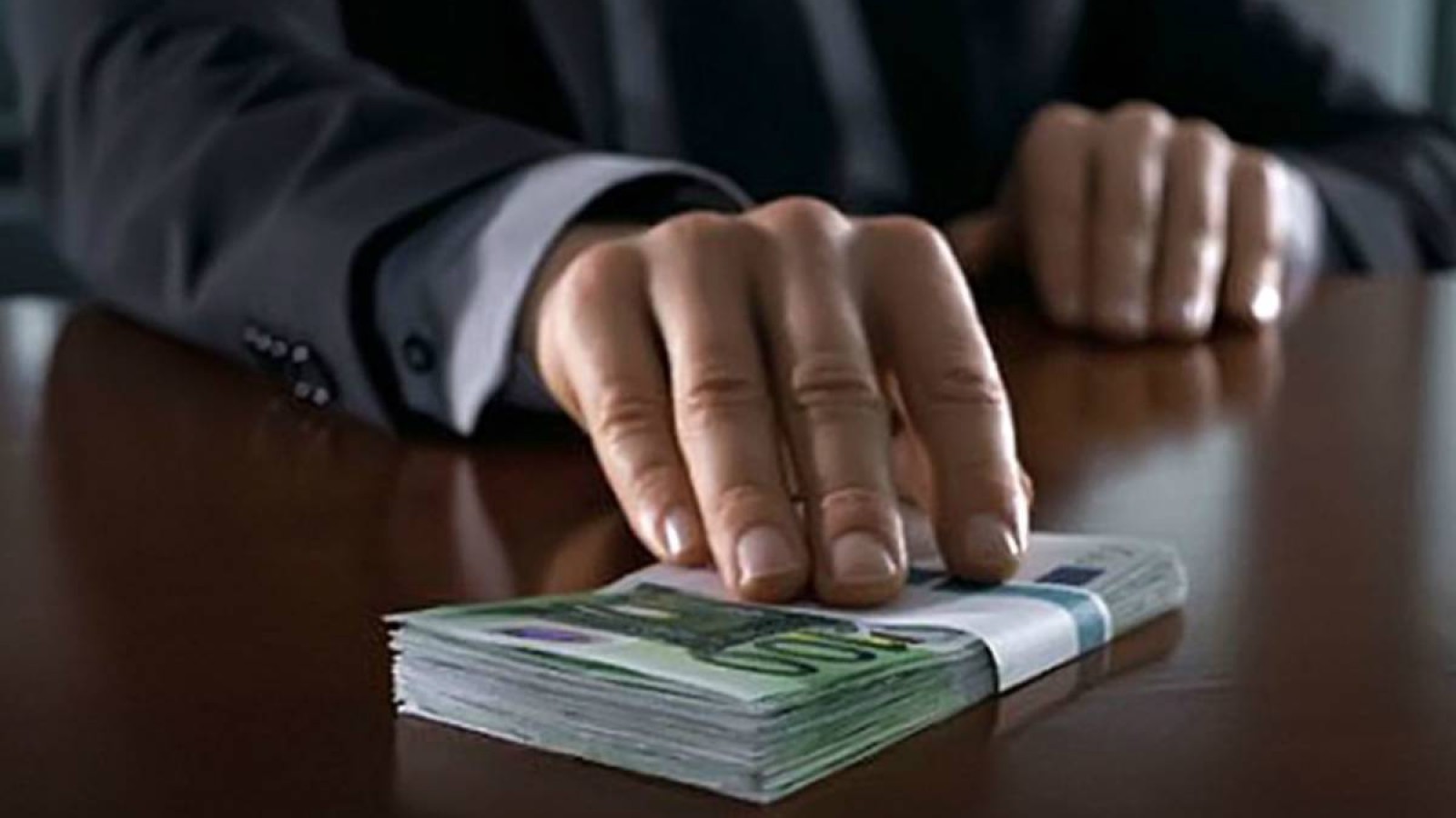 Елімізде алты айда қанша судья, әкім, вице-министр масқара болды.