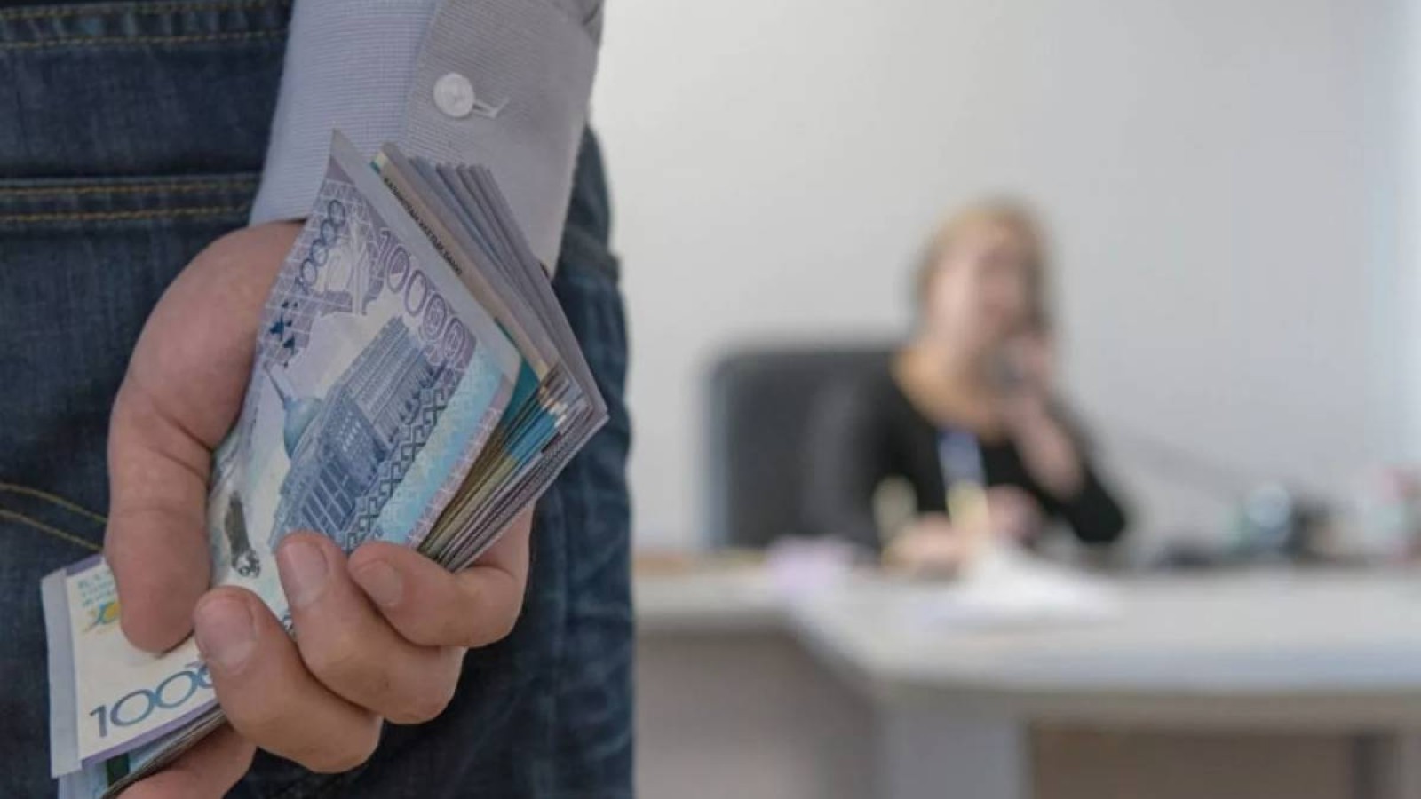 2,5 жылда 4,4 млрд теңге. Жемқорлық жайлаған Жетісу.