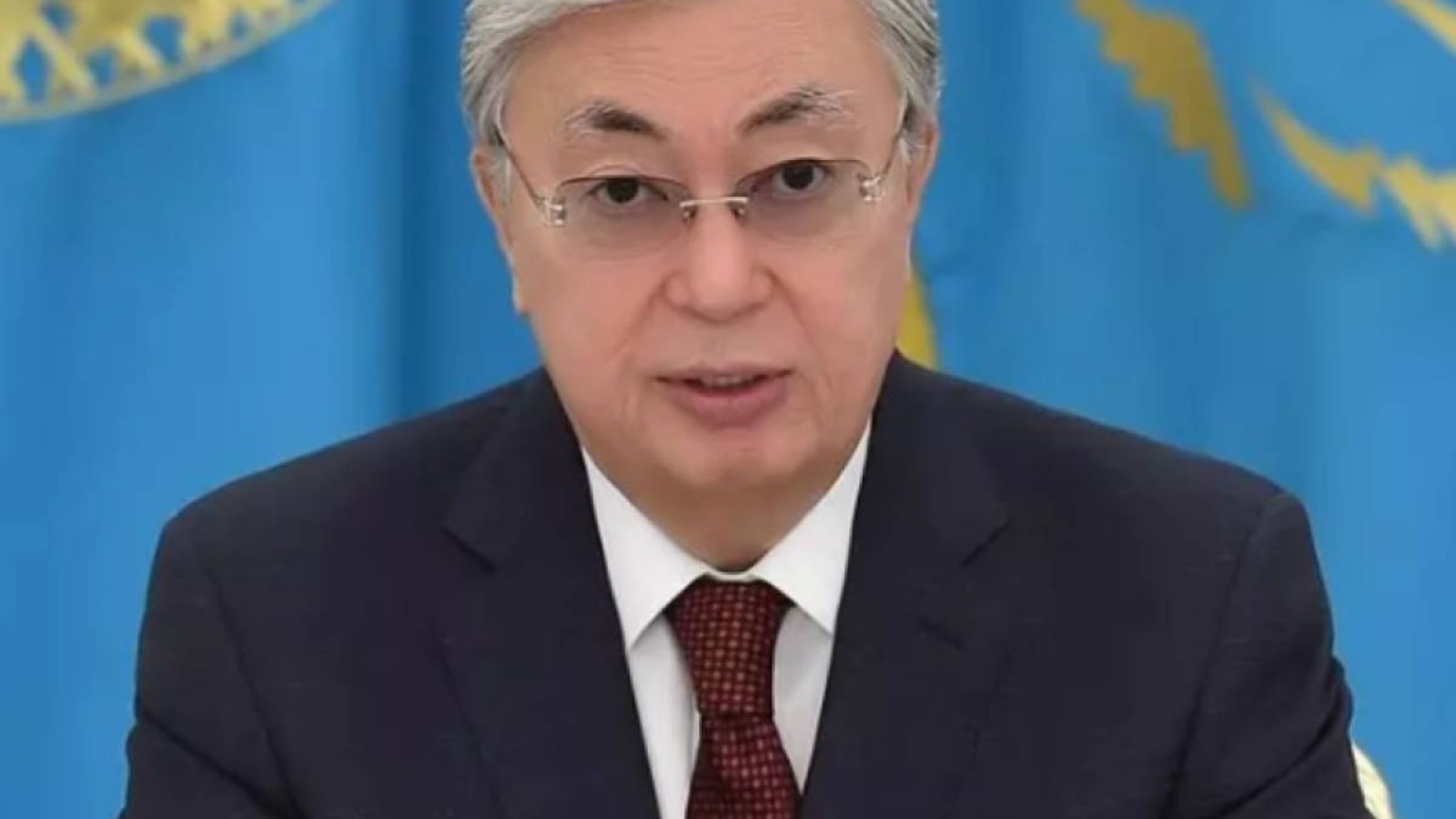 Тоқаев ұшақ апатынан қаза болғандардың отбасына көңіл айтты.