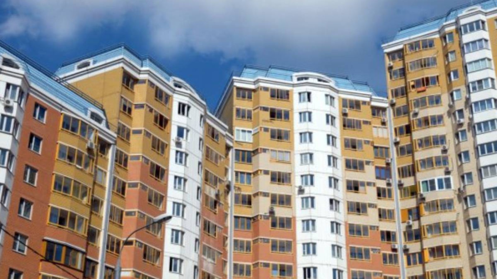 Қазақстанда баспана бағасы арзандайды.