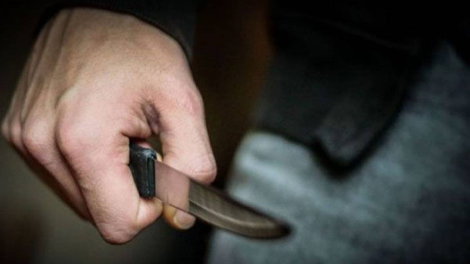 Күйеу баласының жүрегіне пышақ тығып өлтірді деген күдікпен ұсталды.