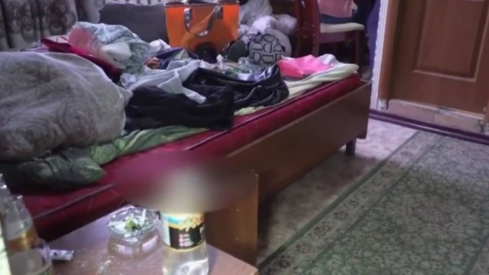 Шымкенттегі қонақ үйден тыйым салынған зат табылды.