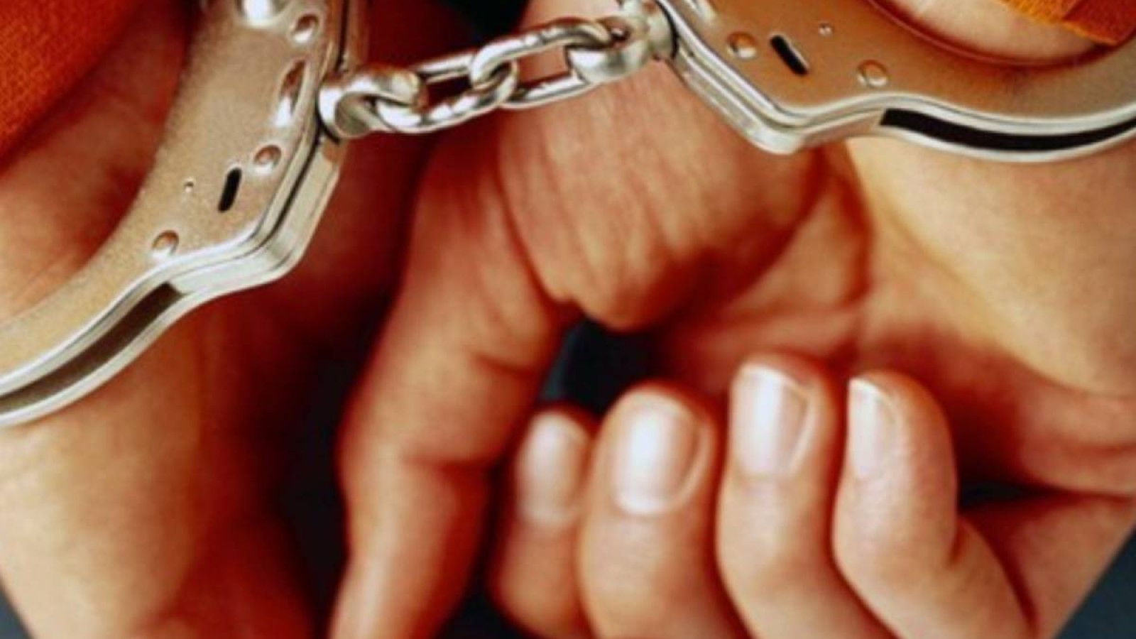 Сәтбаевта 5 жасар қызды зорлау оқиғасына қатысты ерлі-зайыптылар тергеуге алынды.