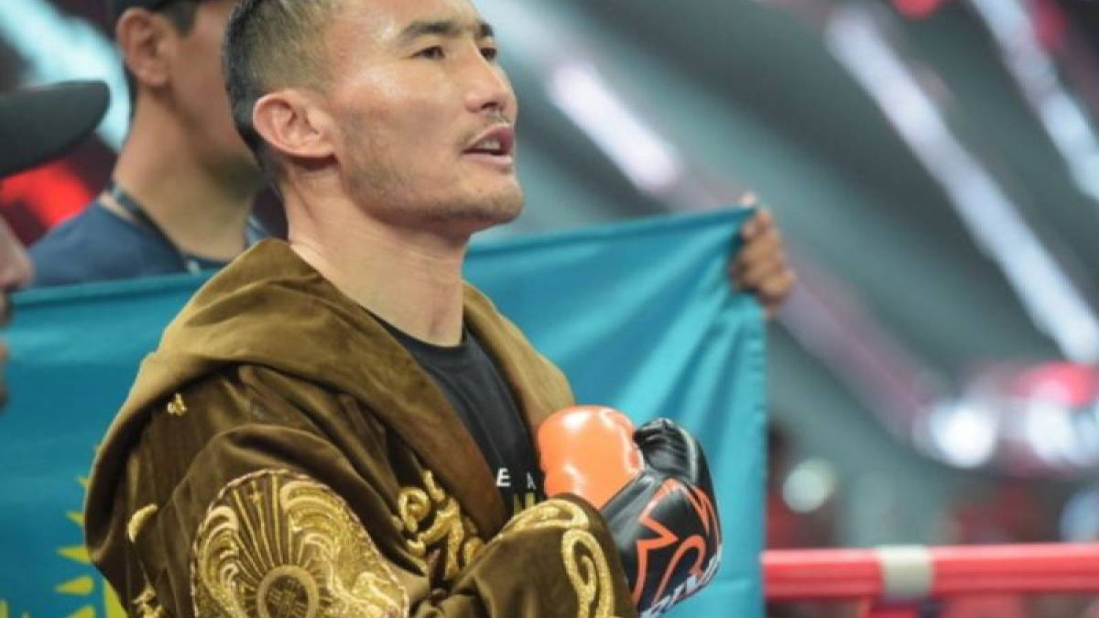 «Аспанға ұшып кетпеңіздер»: Қанат Ислам шенеуніктерді халықпен бірге болуға шақырды.