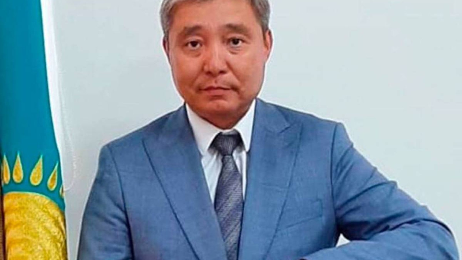 Риддердің бұрынғы әкімі 2 млрд теңге жымқырғаны үшін 8 жылға сотталды.