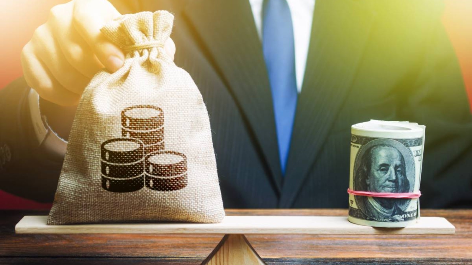 Іздеуде жүрген күдіктінің 2,3 млрд теңгеден астам дүние-мүлкі тәркіленді.