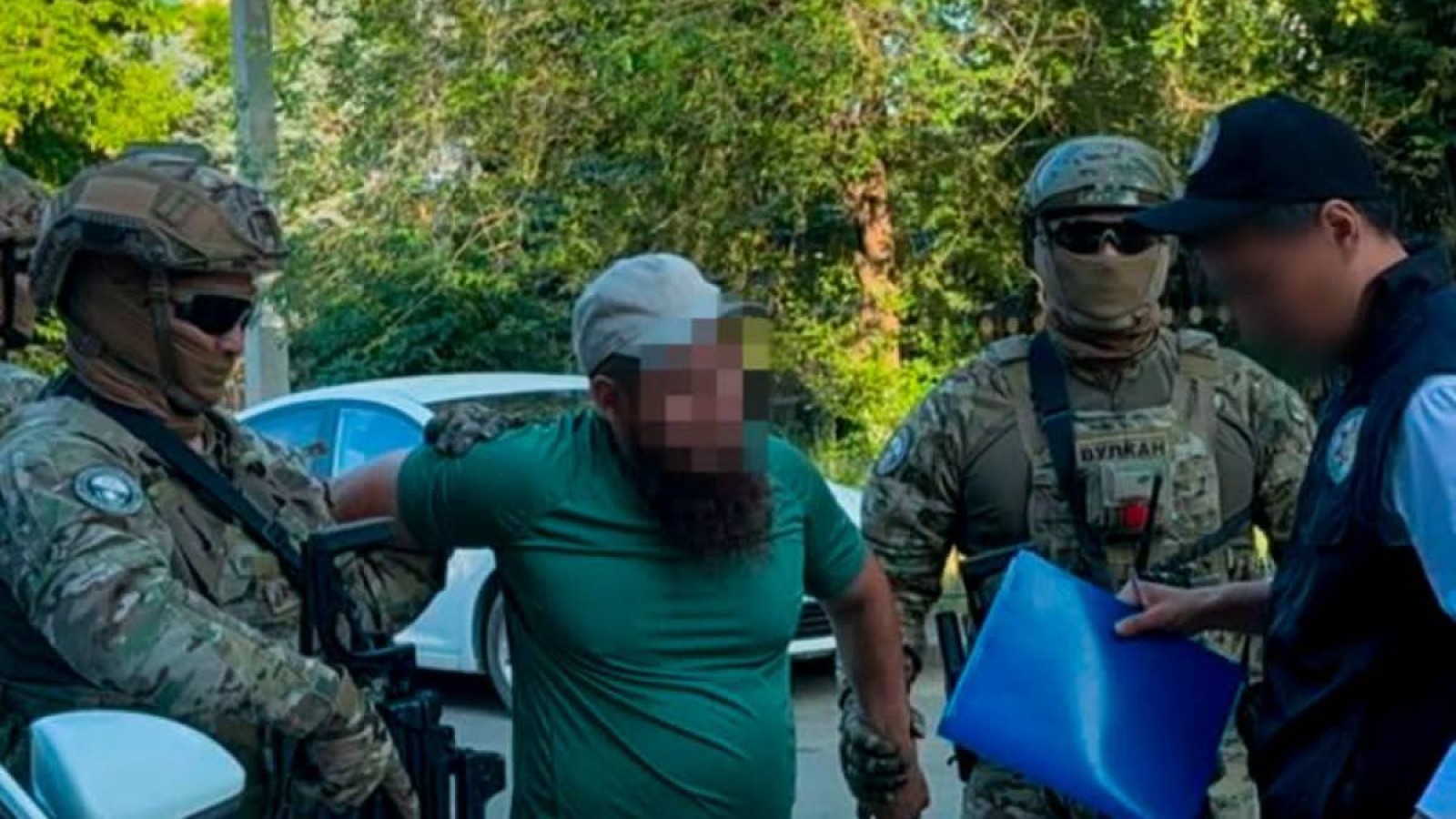 Оралда кәсіпкерлерден ақша бопсалаған қылмыстық топ ұсталды.