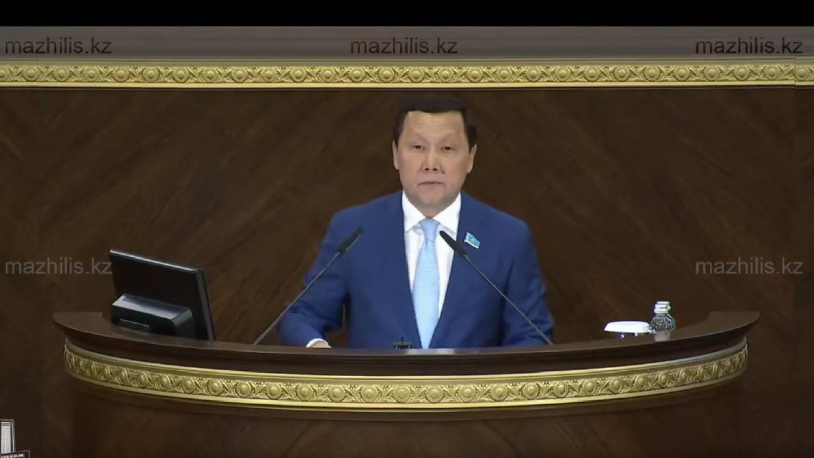 Мәжіліс депутаттары Конституцияның 30 жылдығына арналған амнистия туралы заң жобасын мақұлдады.