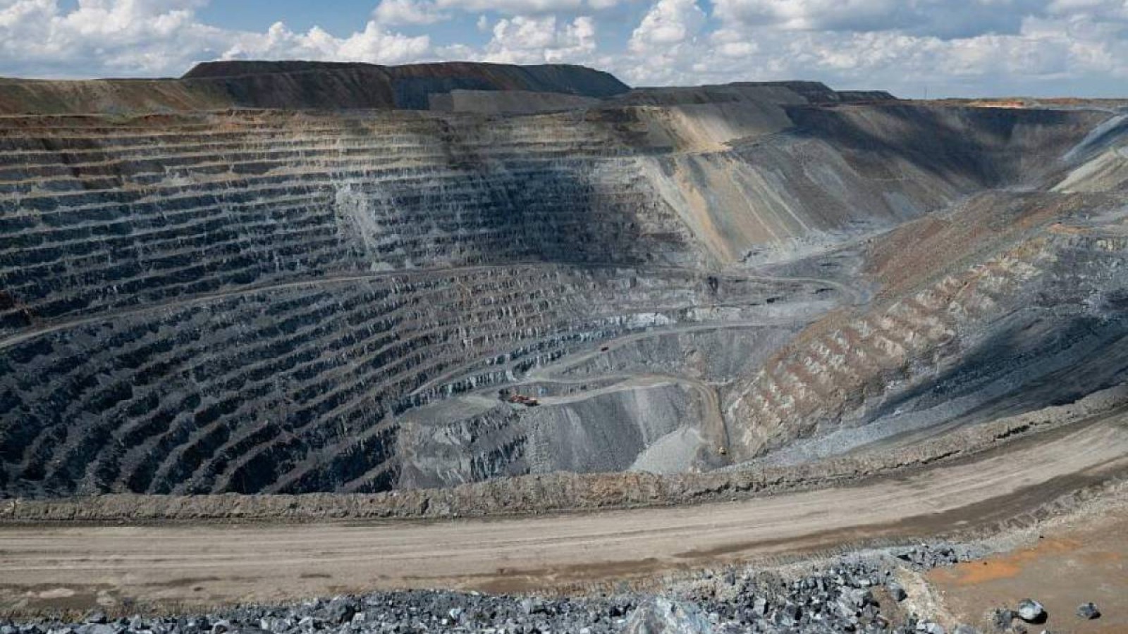 «Болашақ» шахтасында болған төтенше жағдайда үш адам күйік алды.