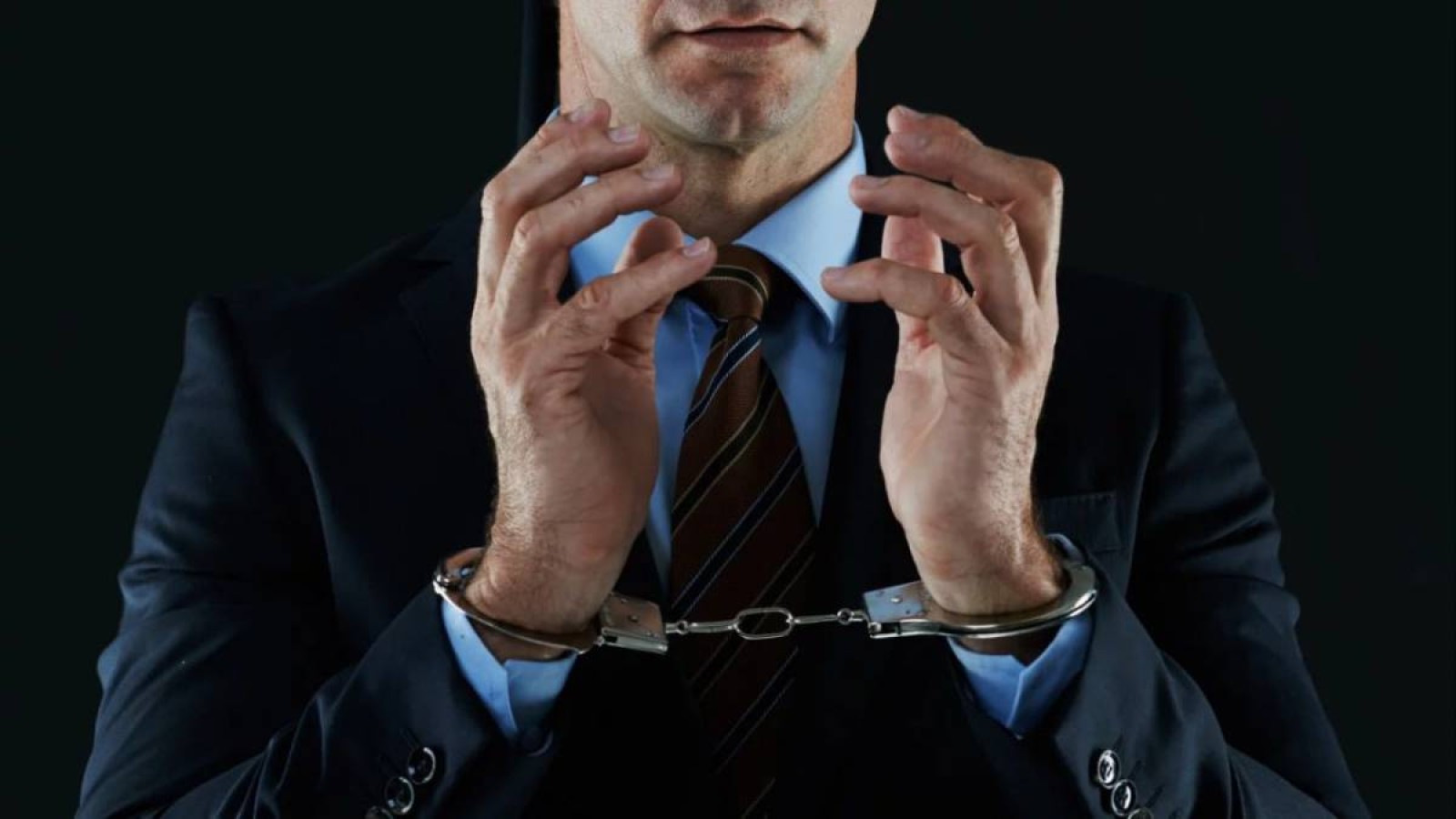 Көкшетауда газ компаниясының басшысы 270 млн теңге жымқырды деген күдікке ілінді.